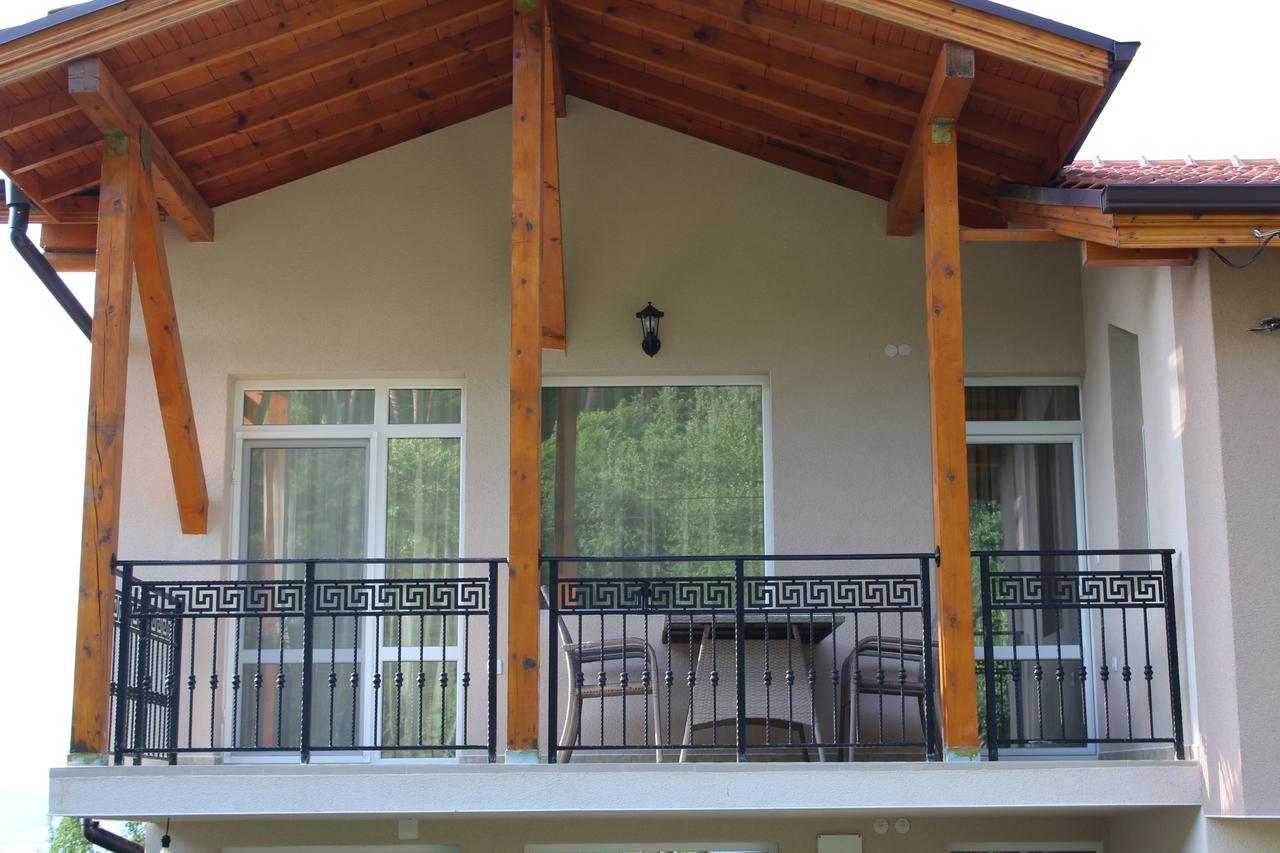 ספרבה בניה Forest Apartment מראה חיצוני תמונה